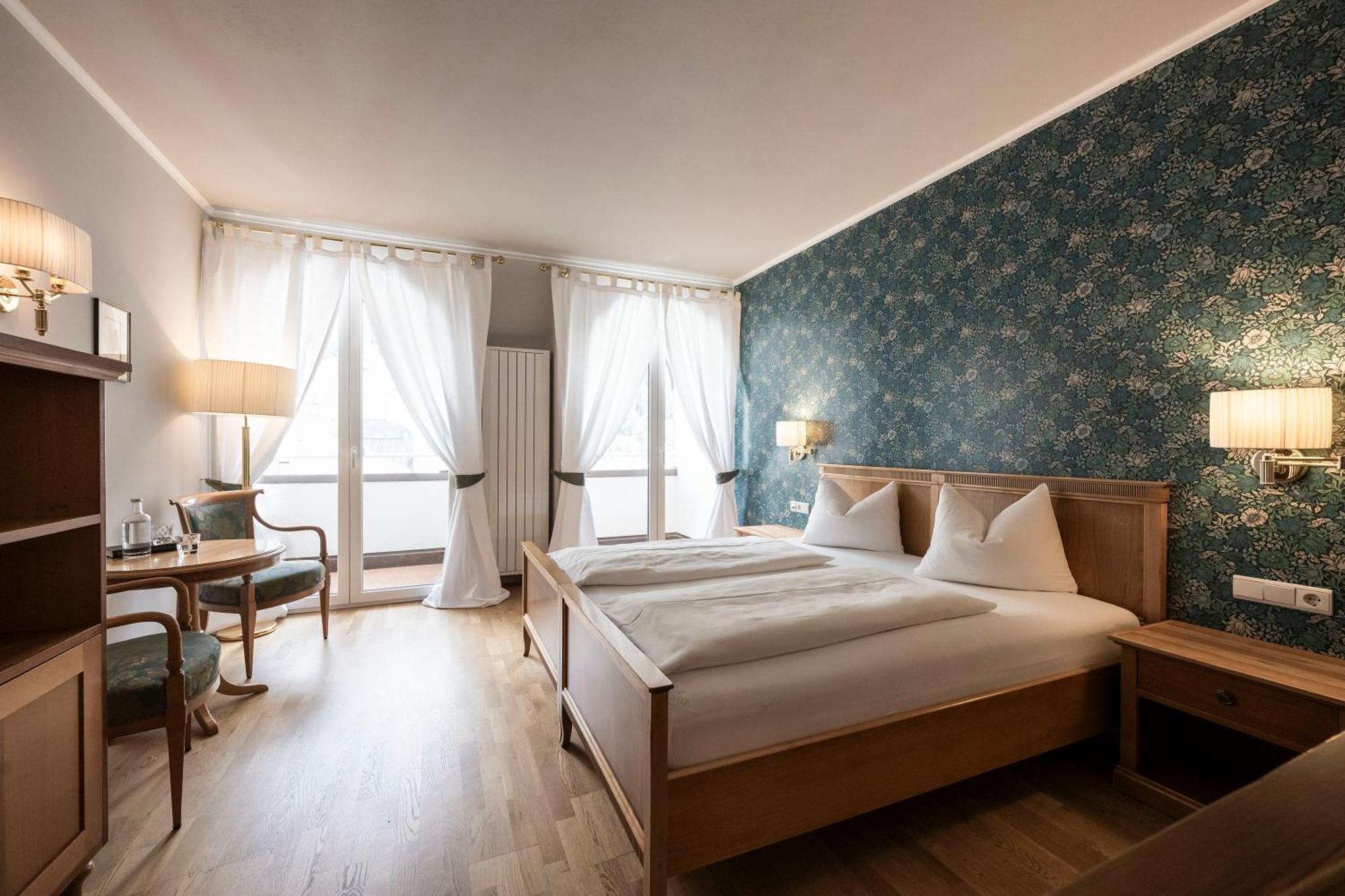 Classic Double Room,1602333989:JPEG