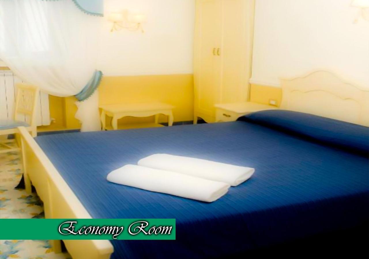 Economy Double Room,1602339592:JPEG