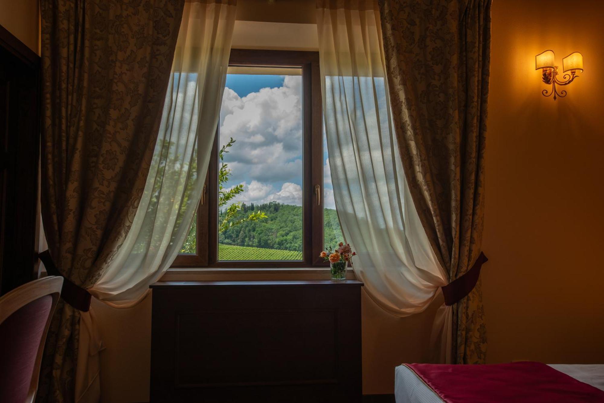 Deluxe Double or Twin Room with Balcony,1602968400:JPEG