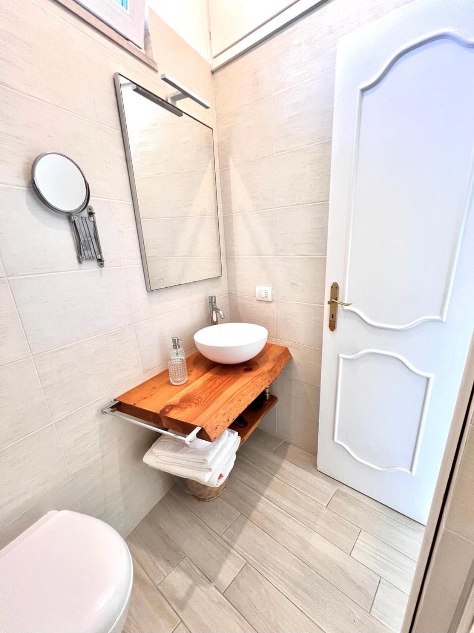 Appartamento con Vista e Balcone