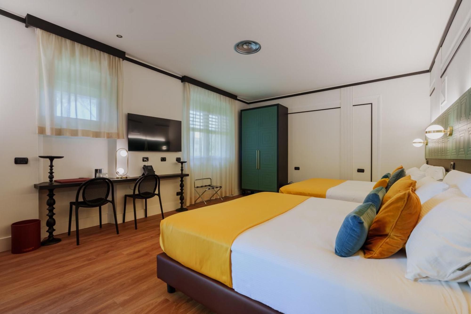 Deluxe Quadruple Room,1604074772:JPEG
