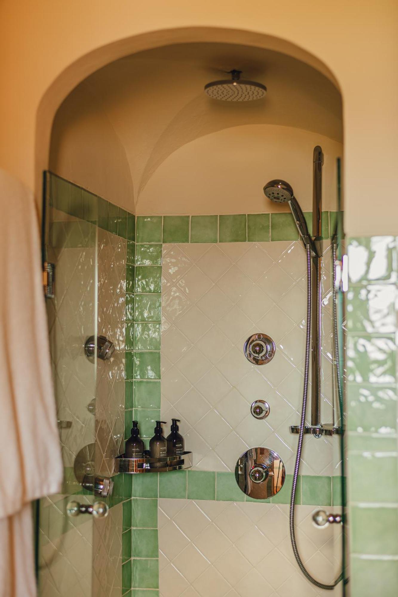 Junior Suite with Private Pool with Sea View