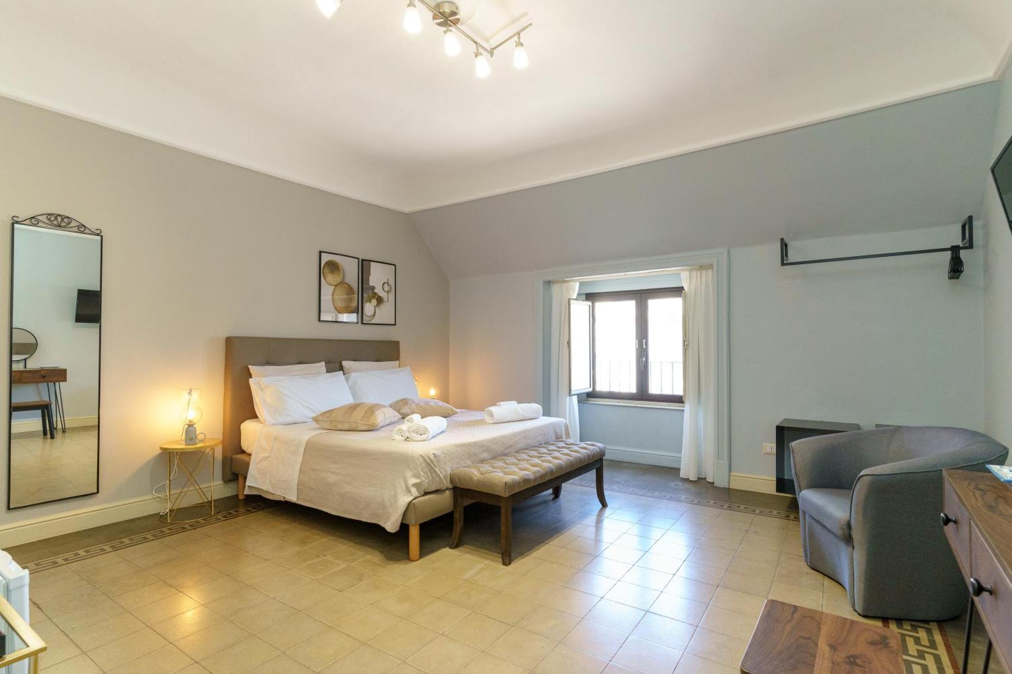 Superior Queen Room,1604850673:JPEG