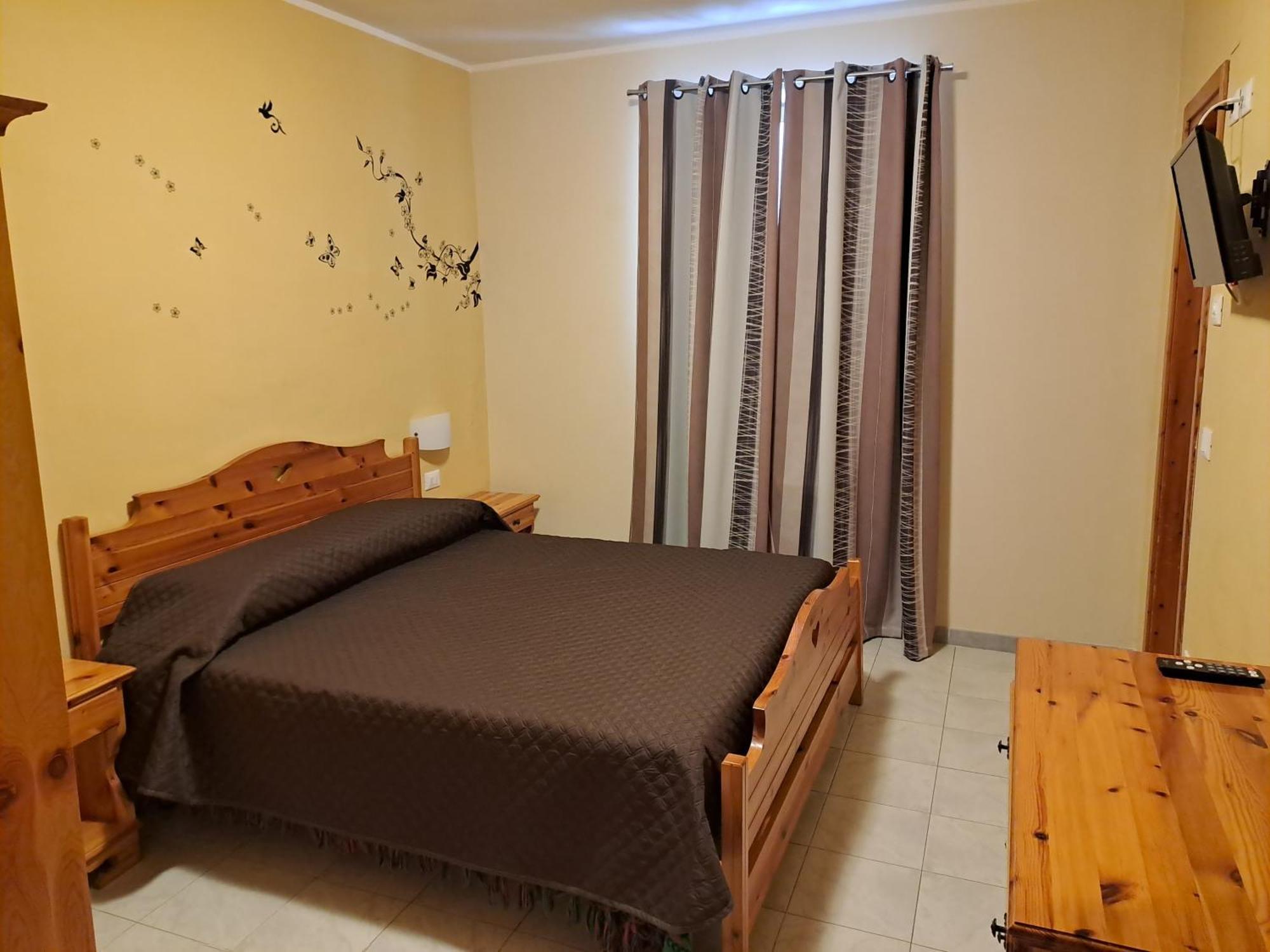 Standard Double Room,1665422586:JPEG