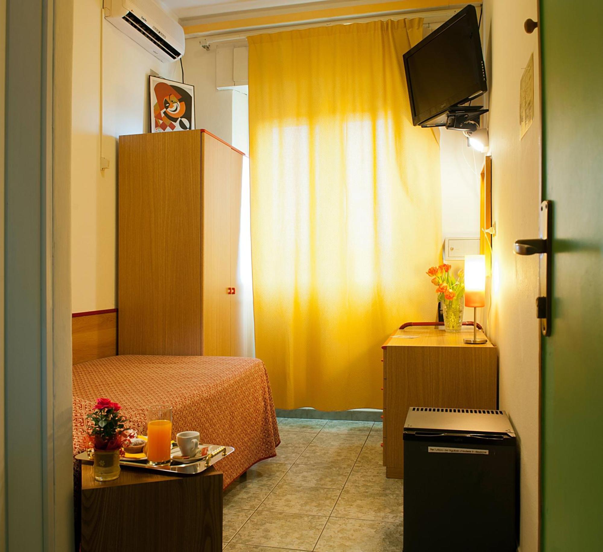 Economy Single Room