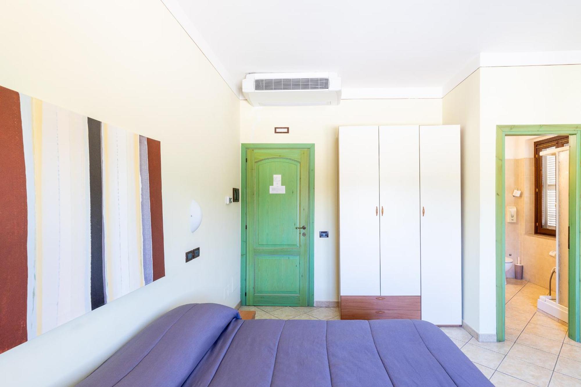 Deluxe Room,1607675931:JPEG