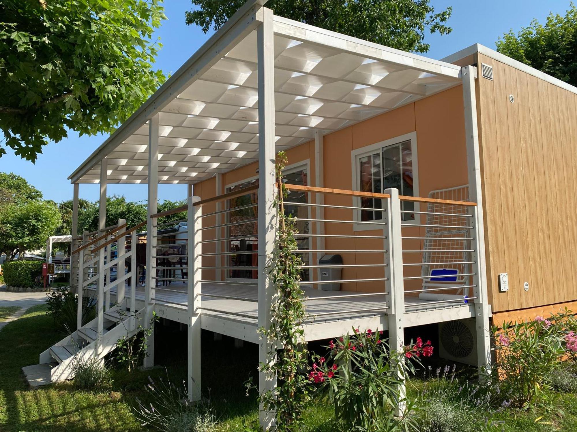 Deluxe Bungalow