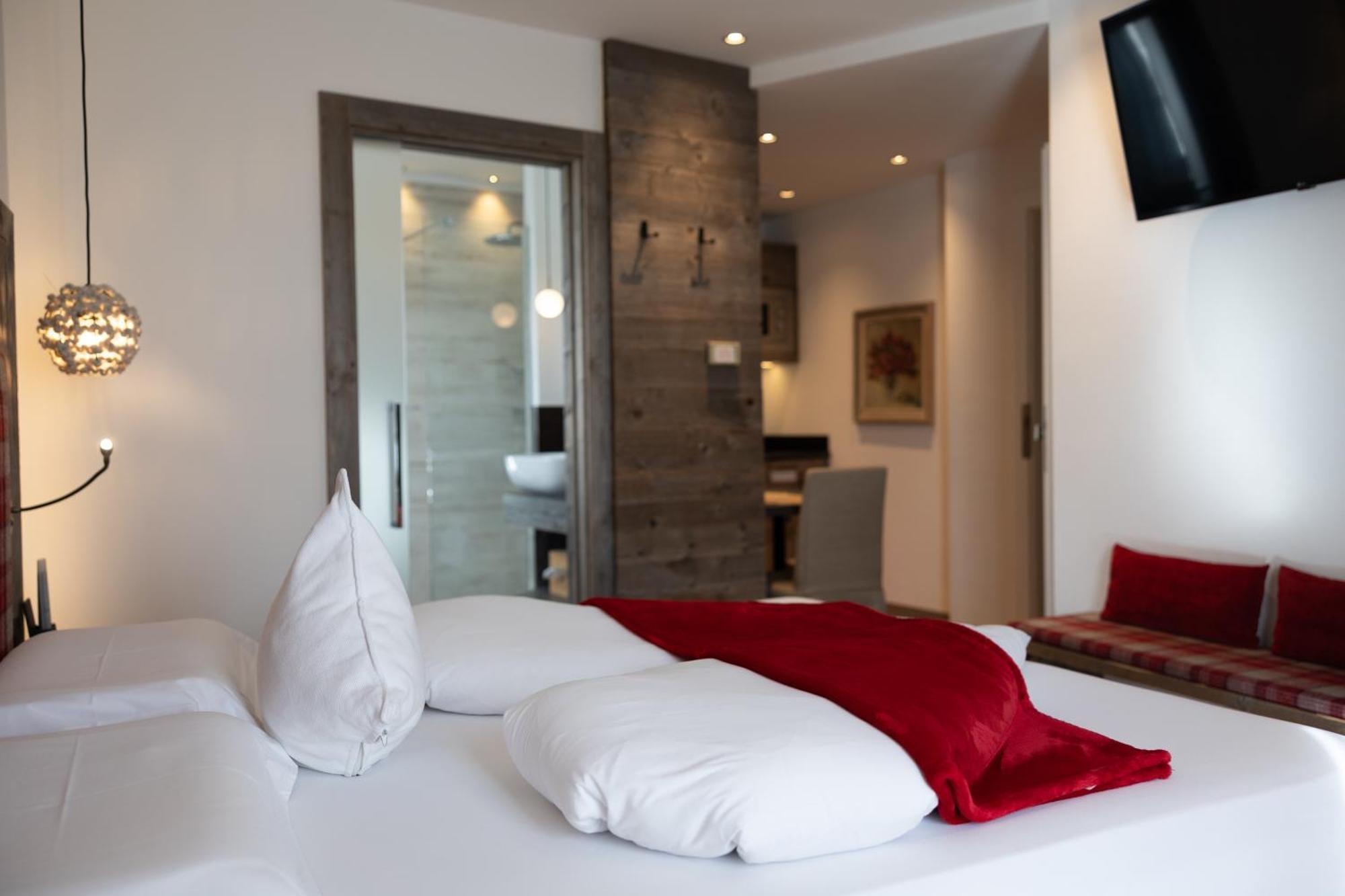 Double or Twin Room,1613424024:JPEG