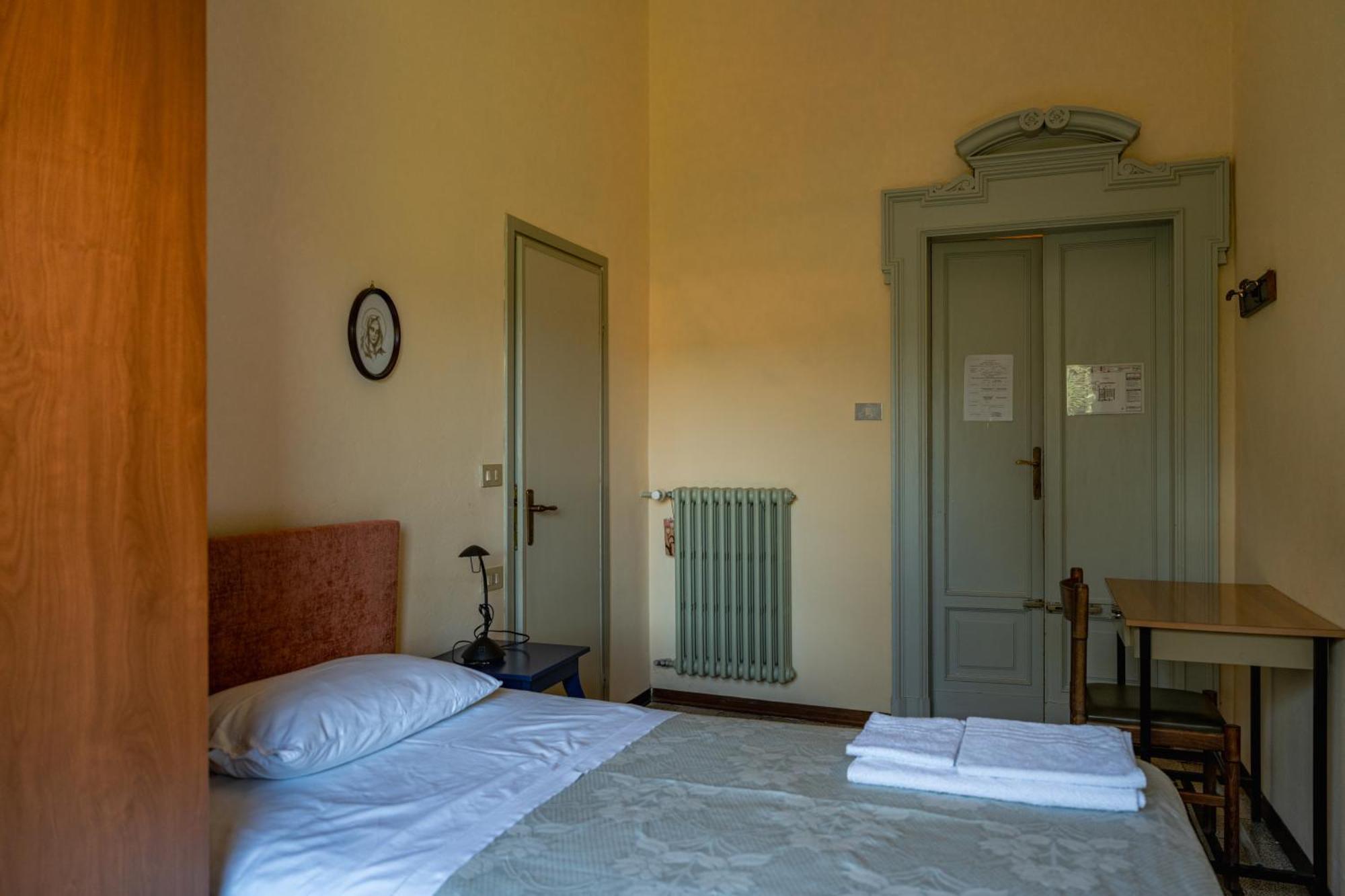 Single Room Private Bathroom,1614851437:JPEG