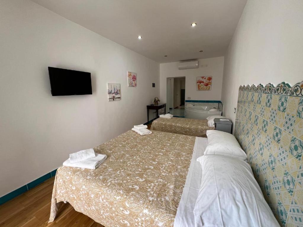 Suite Spa Bath