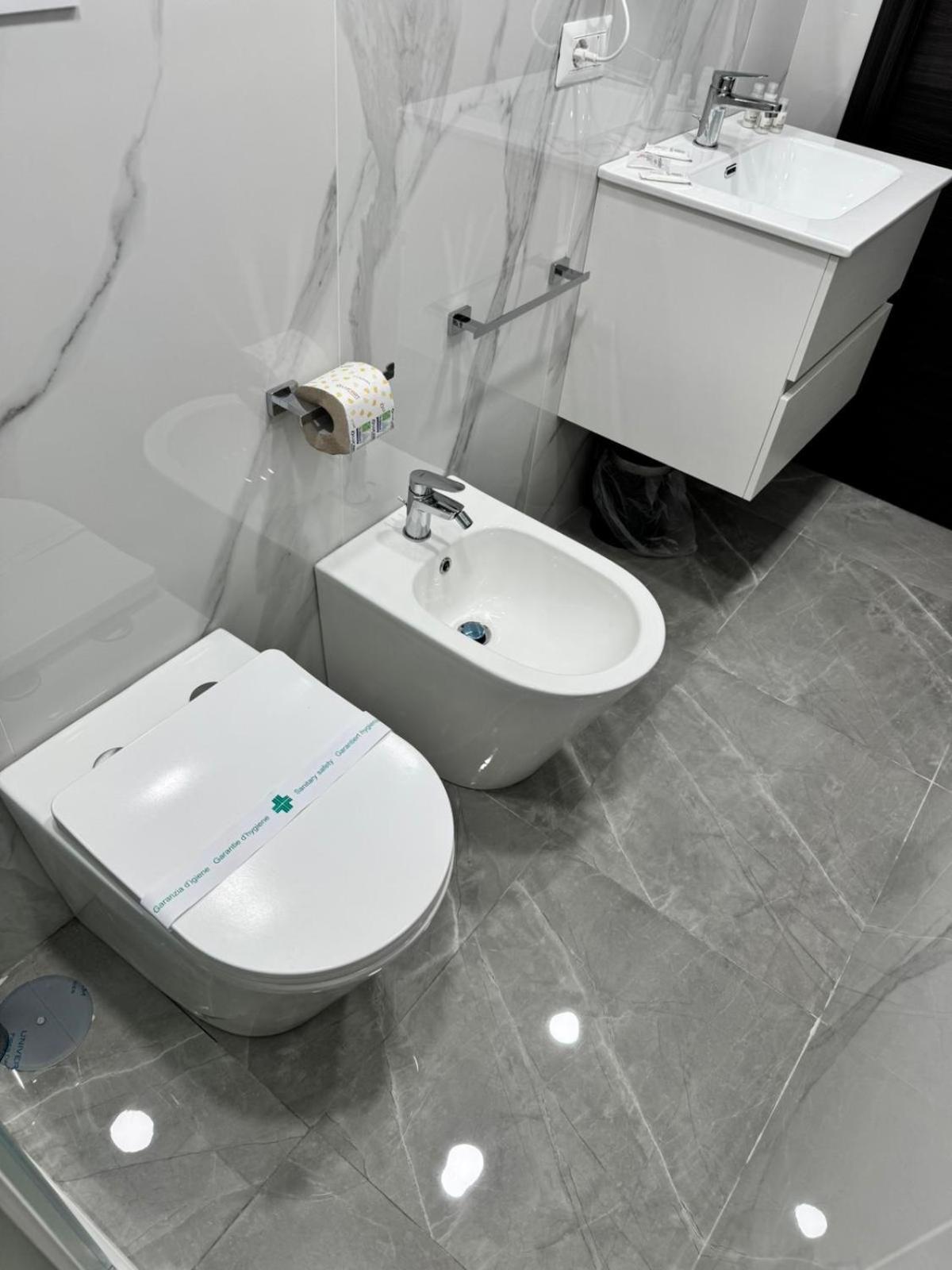 Double Room Private Bathroom
