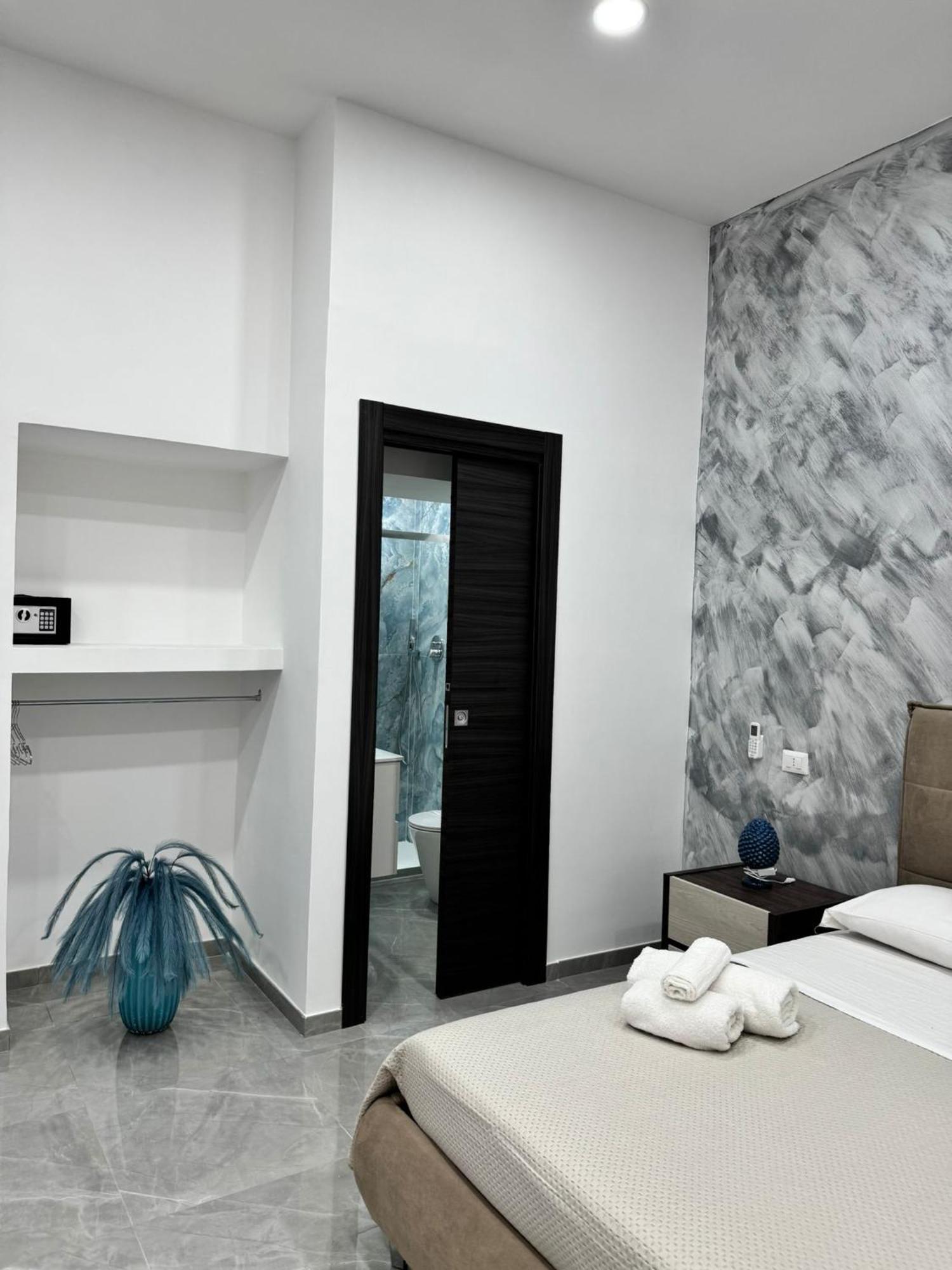 King Room Spa Bath