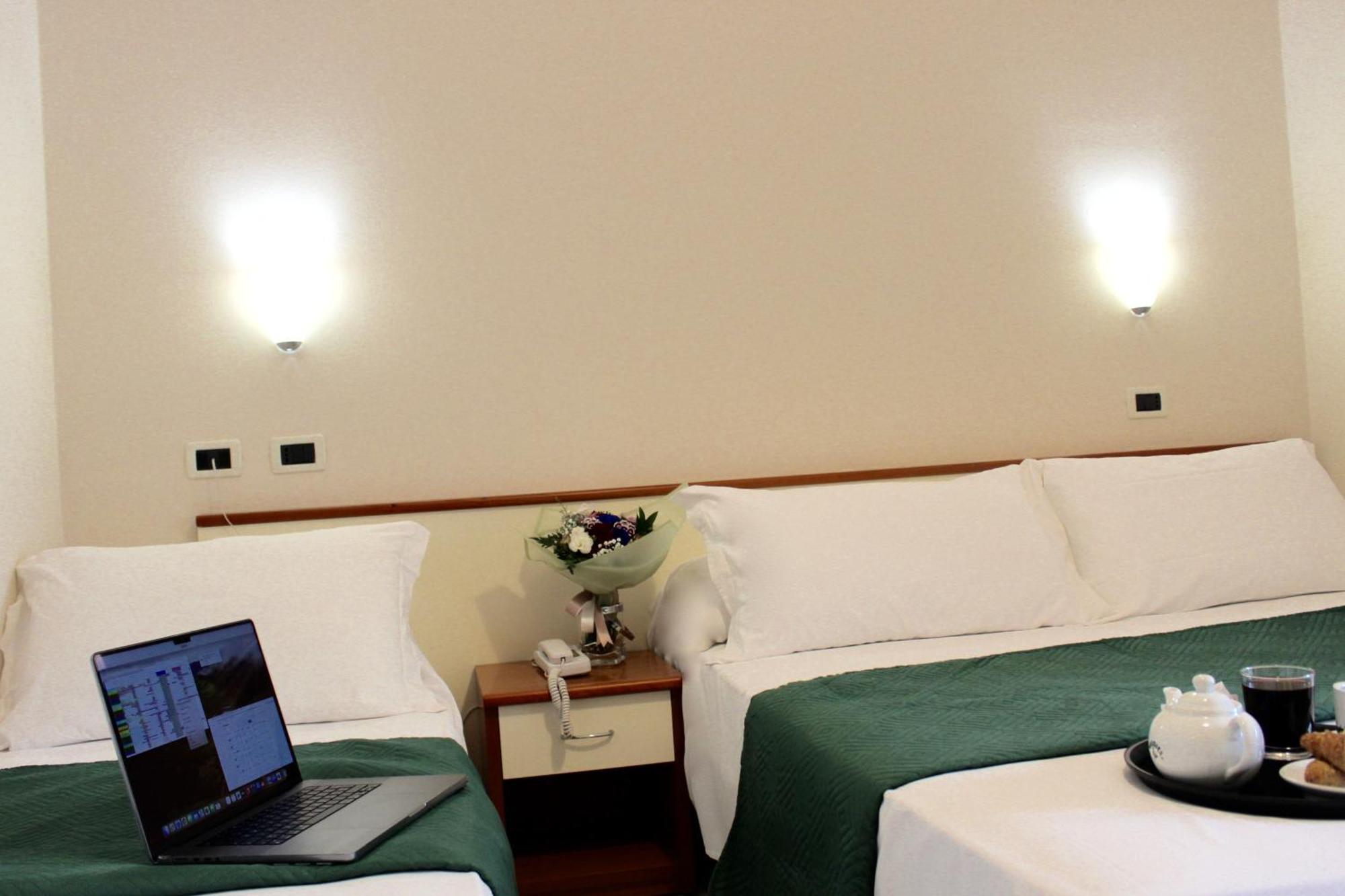 Triple Room with Terrace