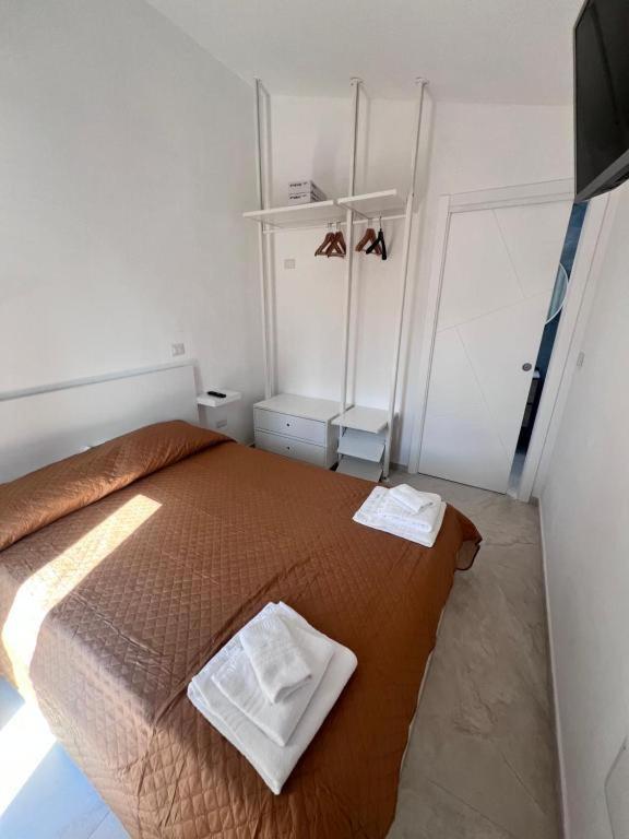 Large Double or Twin Room