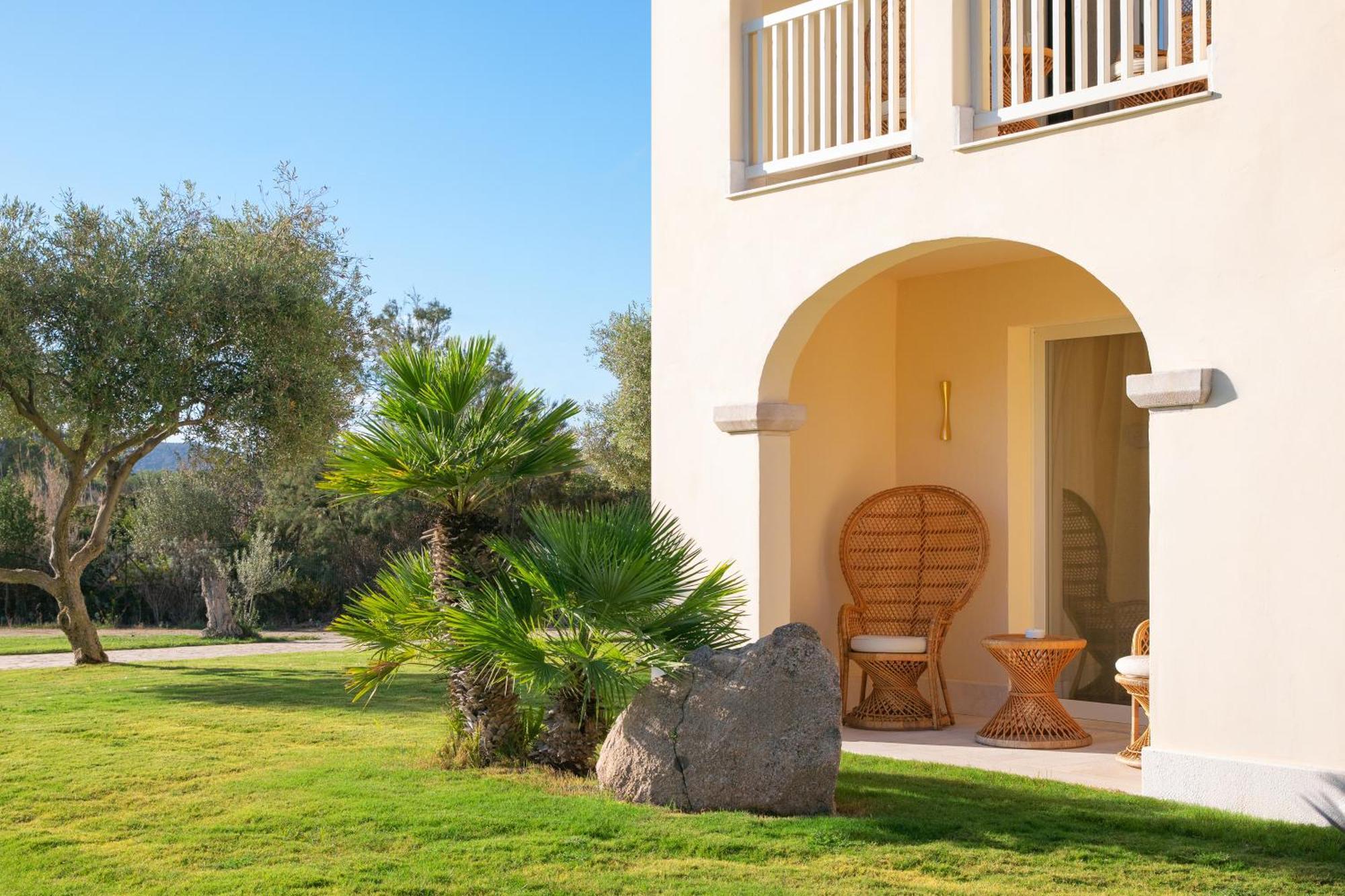 Deluxe Double Room,1629459470:JPEG