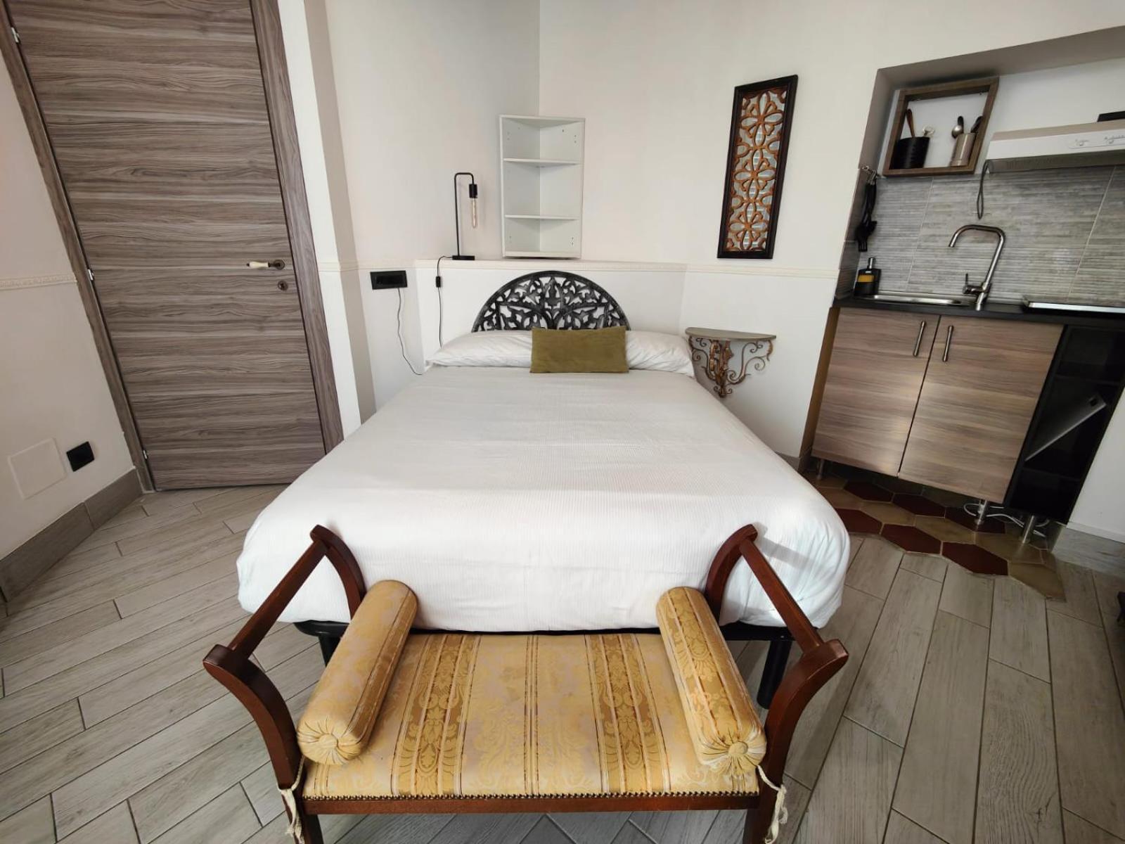 Single Apartment