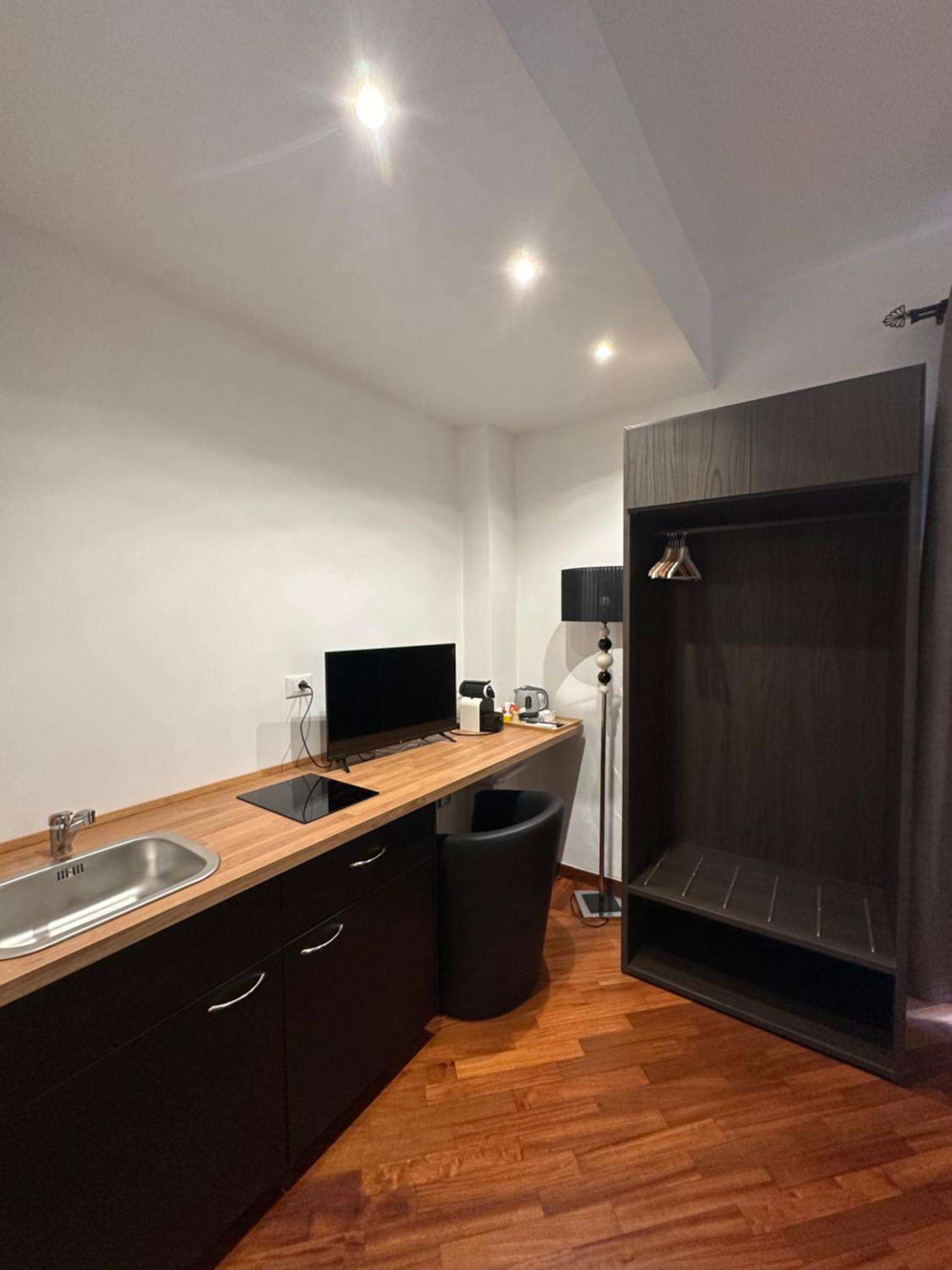 Deluxe Double or Twin Room Balcony