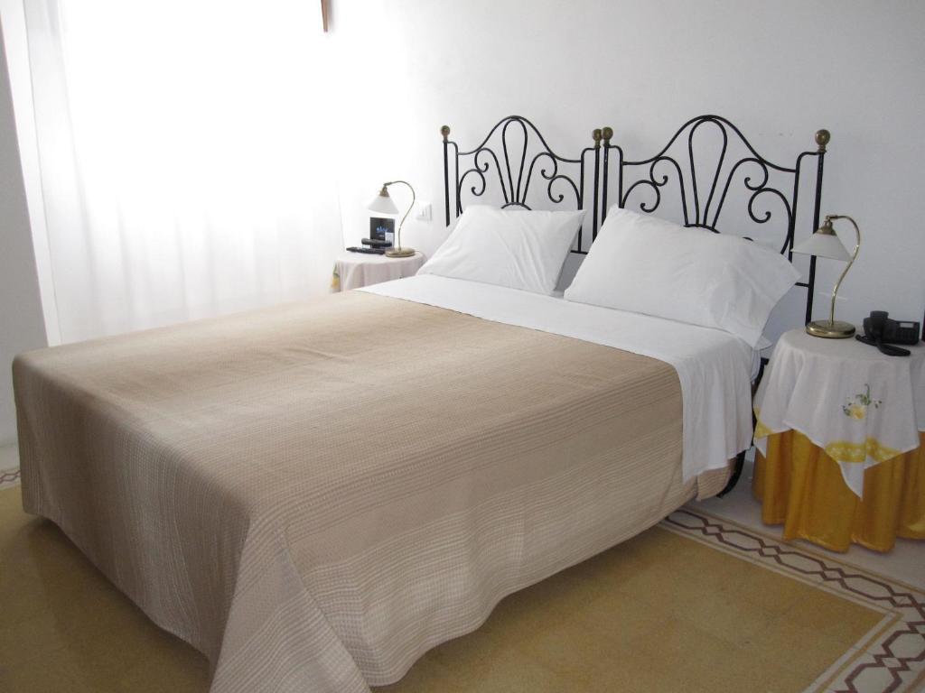 Double or Twin Room,645735045:JPEG
