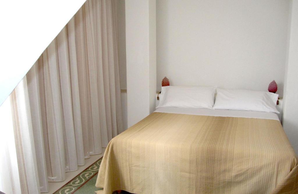 Economy Double Room,1584661299:JPEG
