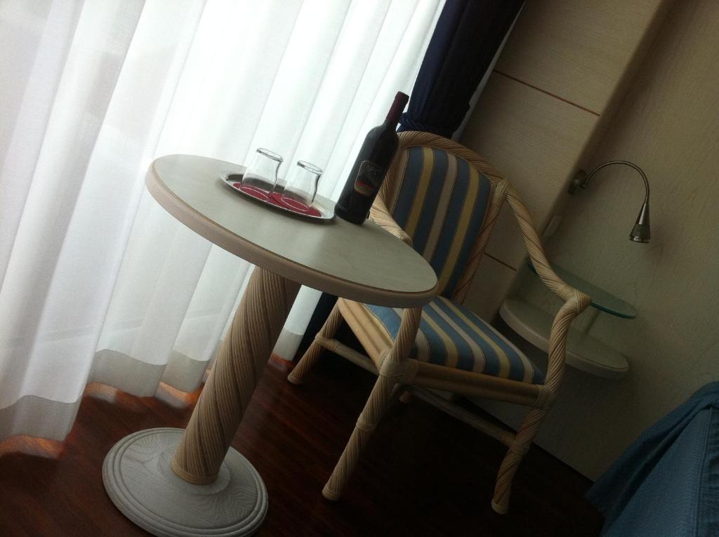 Doppelzimmer zur Einzelnutzung mit Balkon