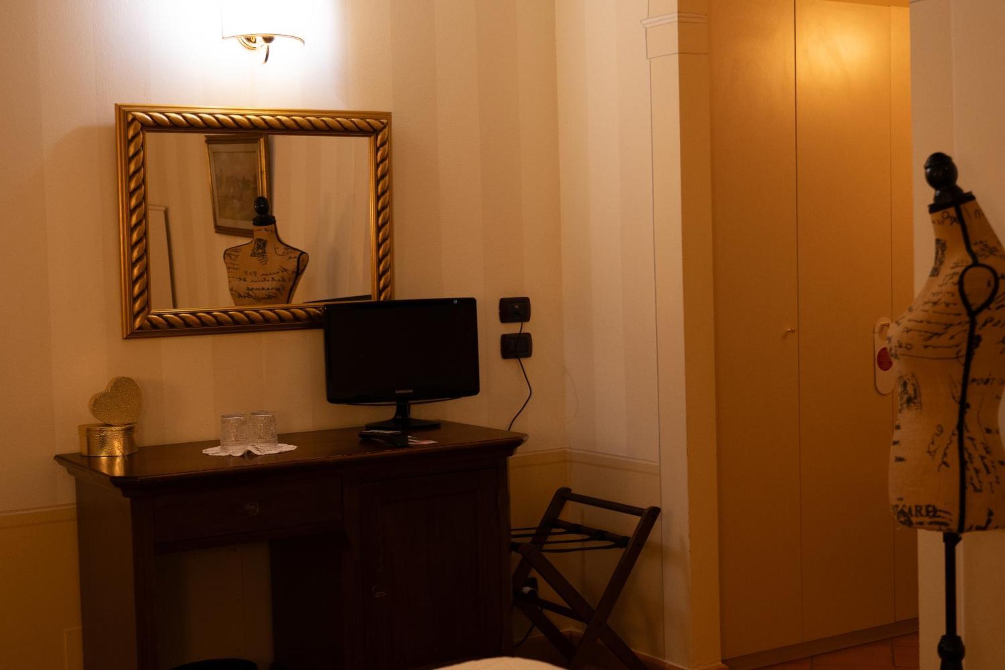 Double Room with Private Bathroom,1630987406:JPEG