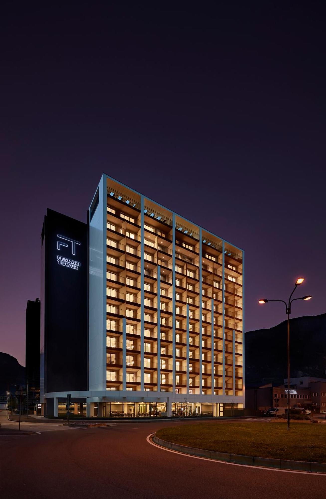 Apartamento con vistas y balcón