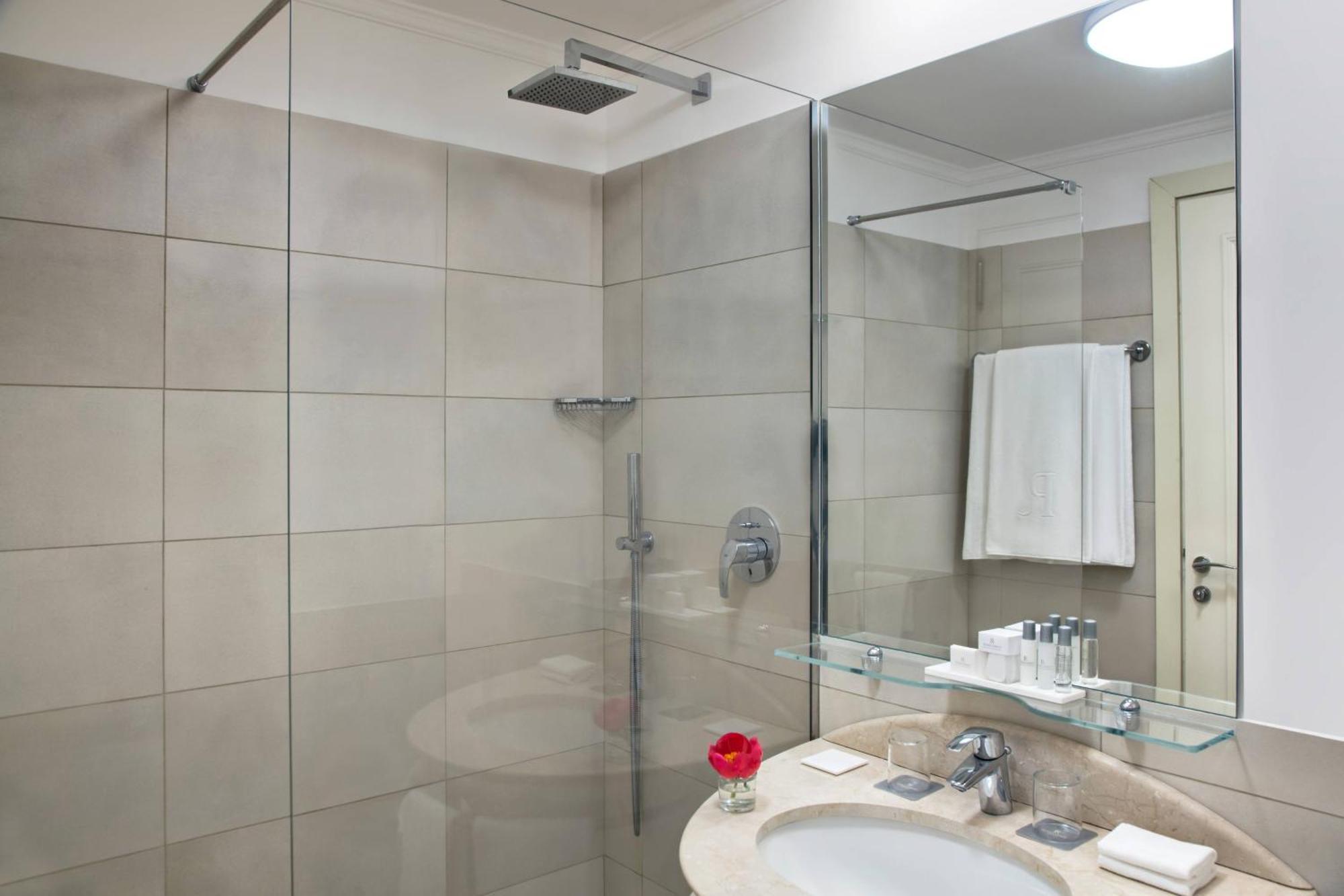 Habitación Superior - 1 cama extragrande - Planta alta