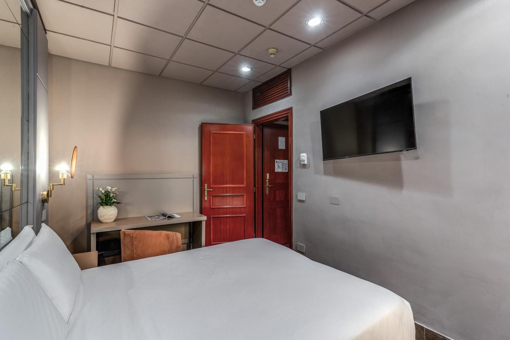 Small Double Room