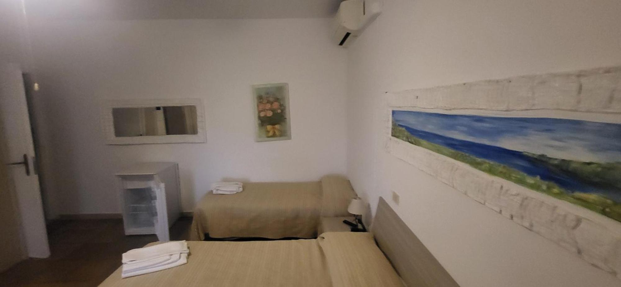 Double Room with Extra Bed,1636803888:JPEG