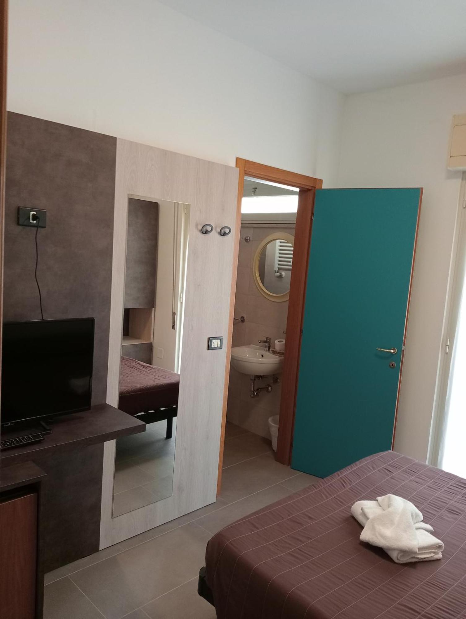 Small Double Room