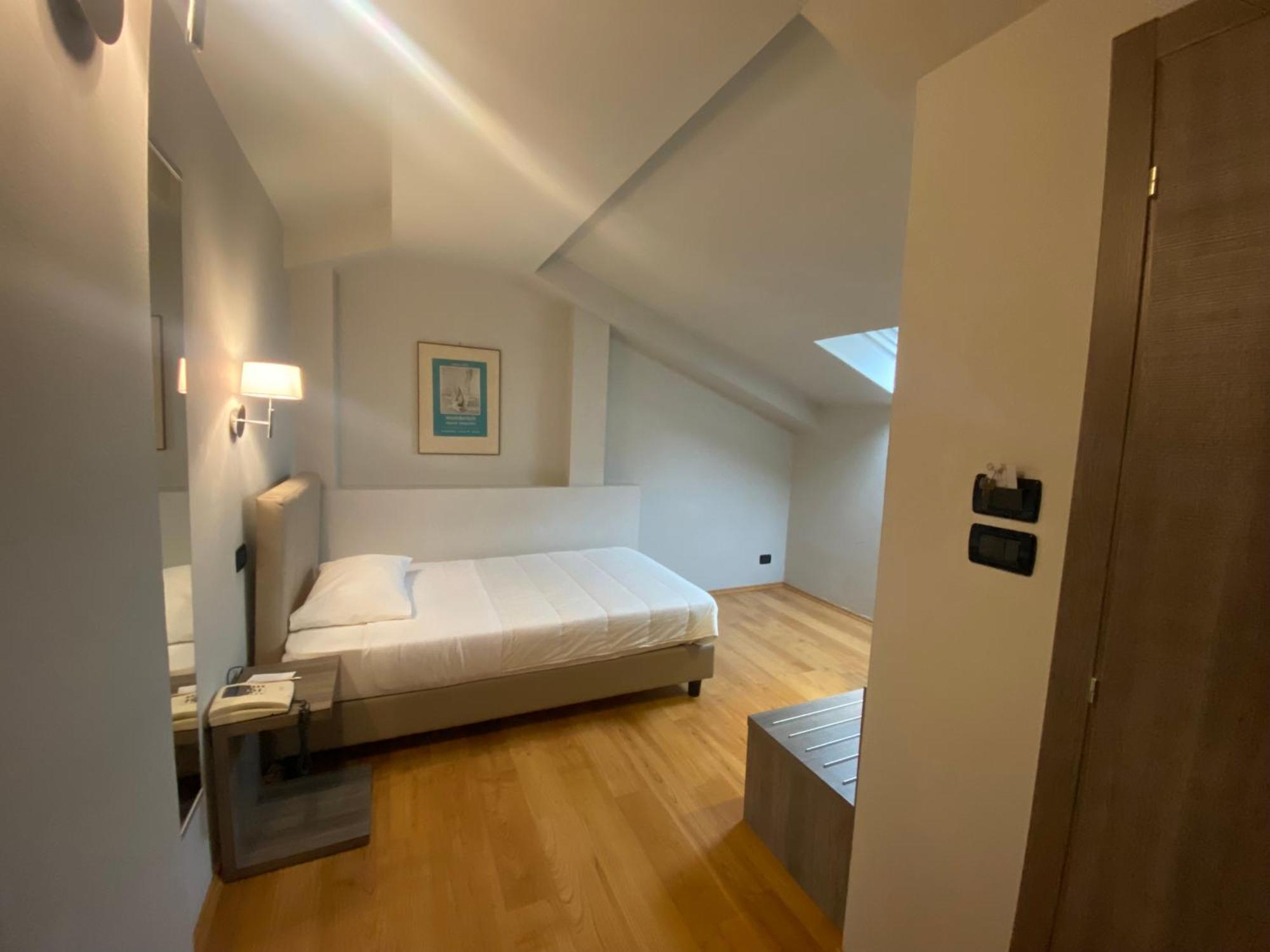 Economy Single Room,1642309234:JPEG