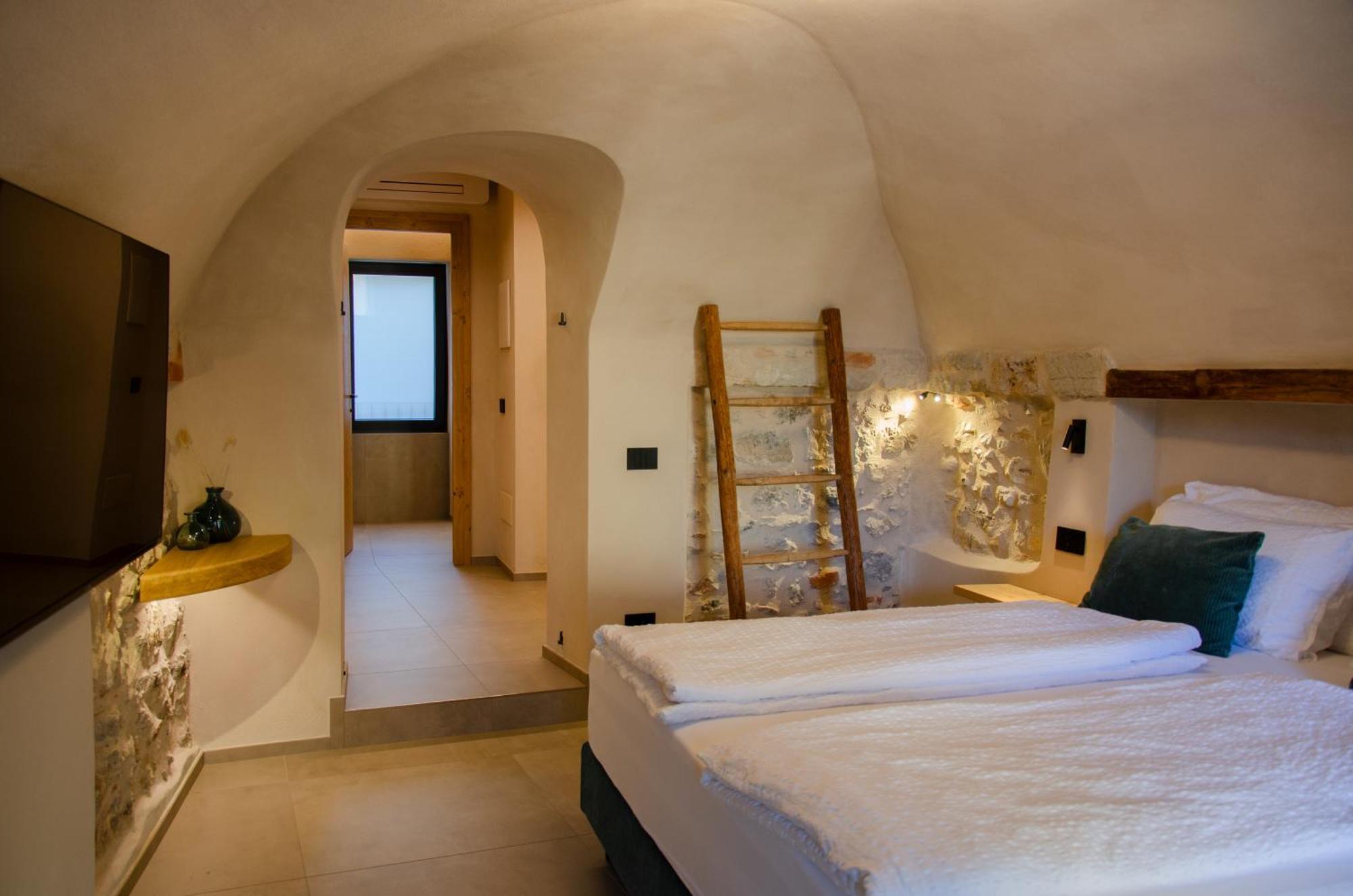 Deluxe Junior Suite