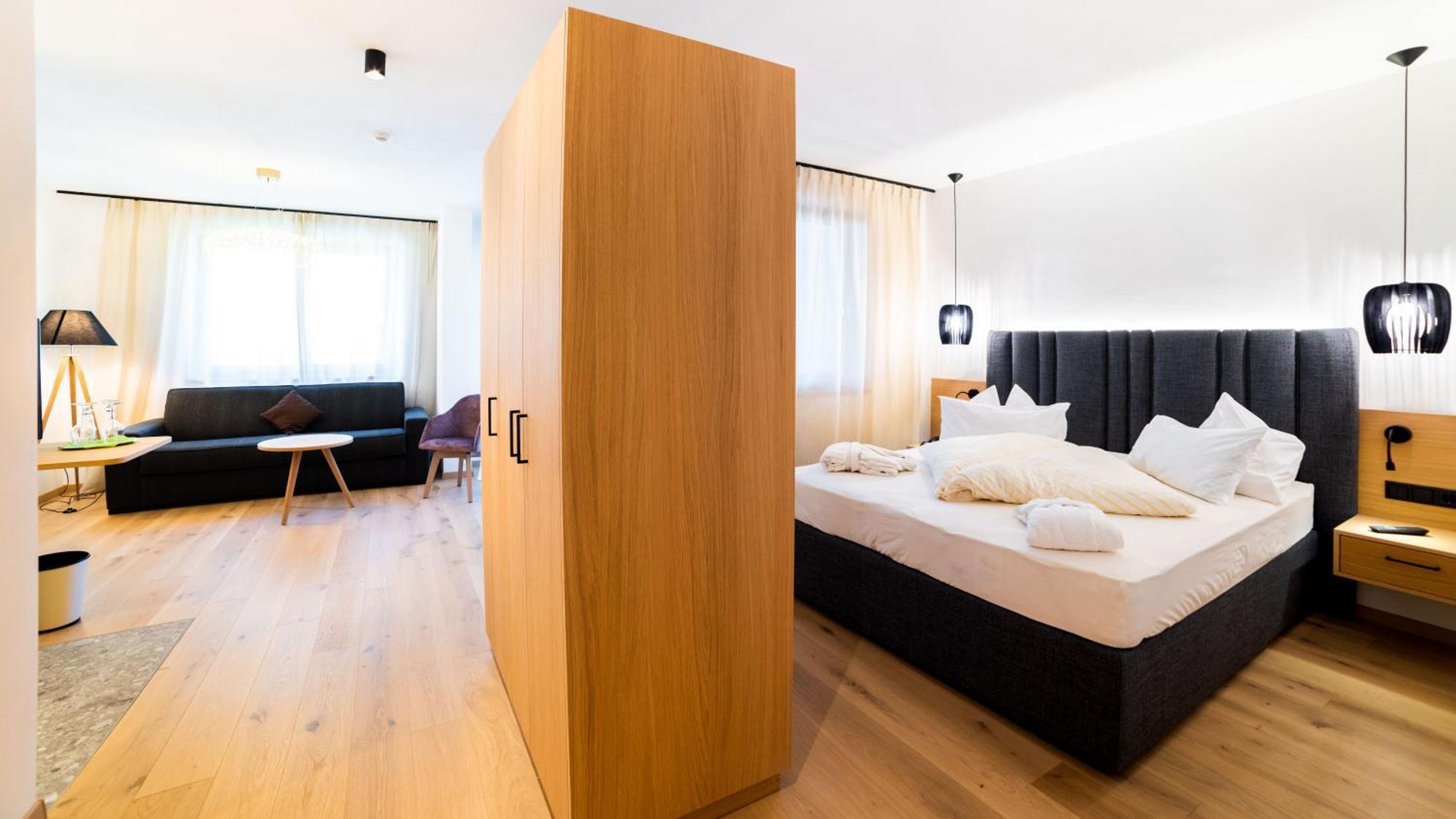 Junior Suite,1644414973:JPEG