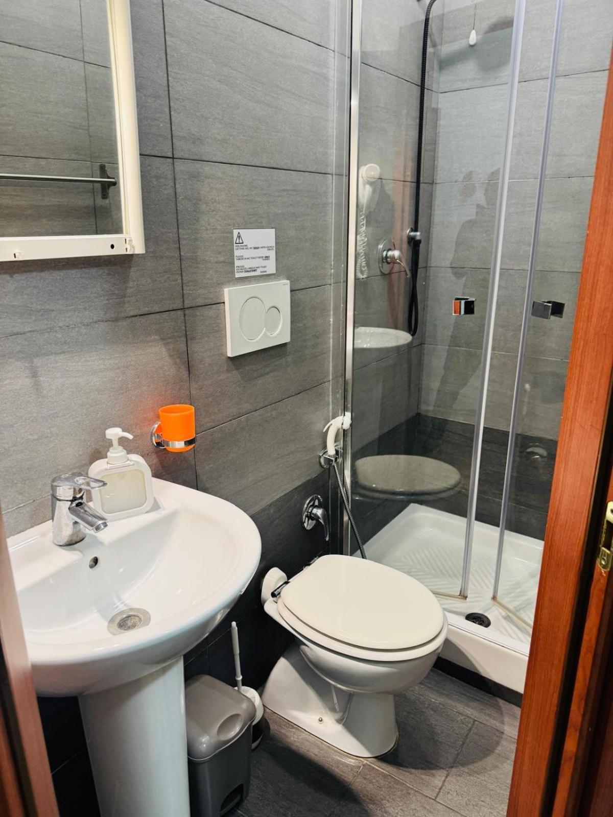 Triple Room Private Bathroom