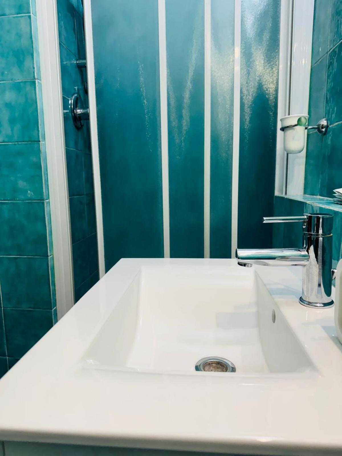 Quadruple Room Private Bathroom