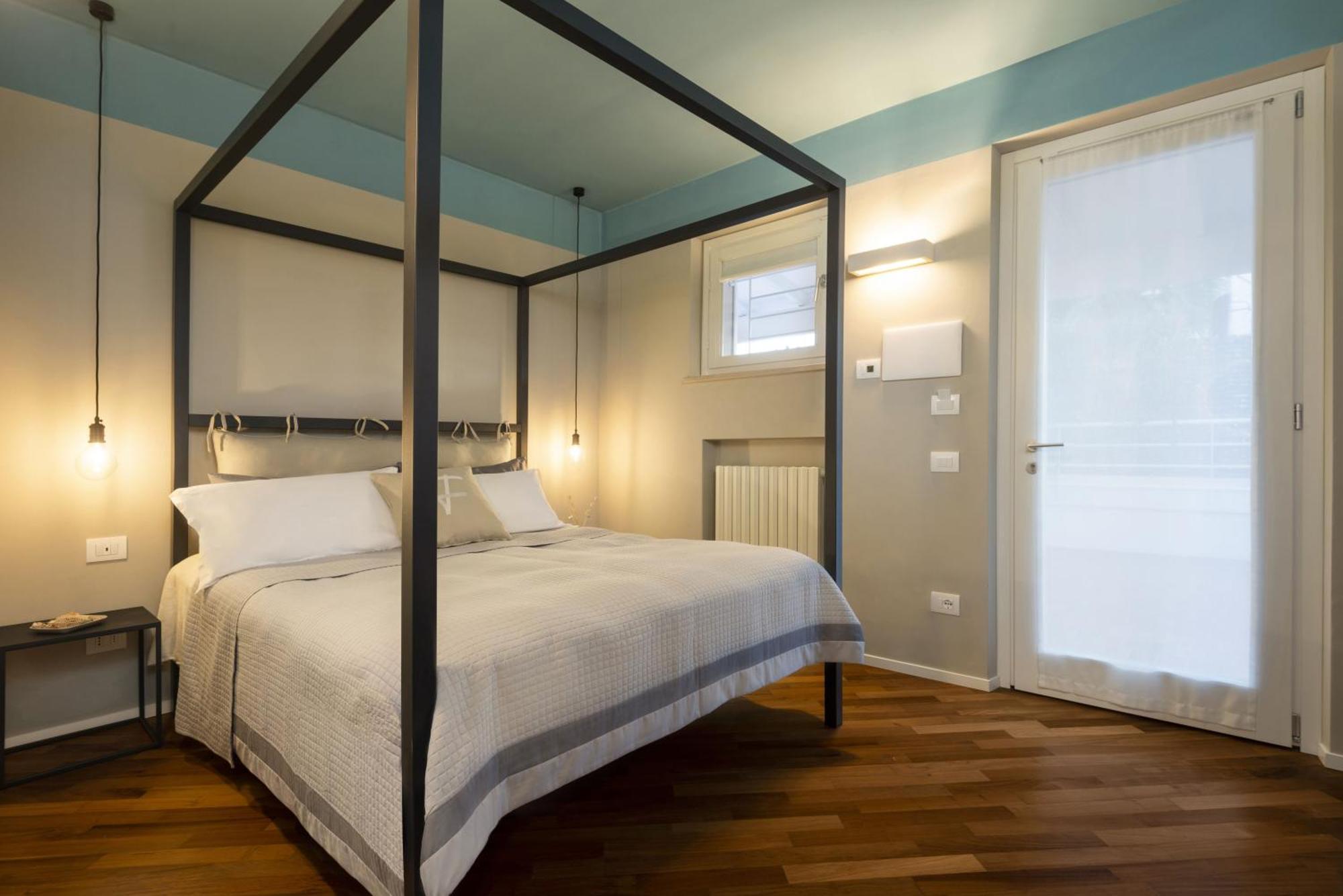 Double Room,1645713253:JPEG