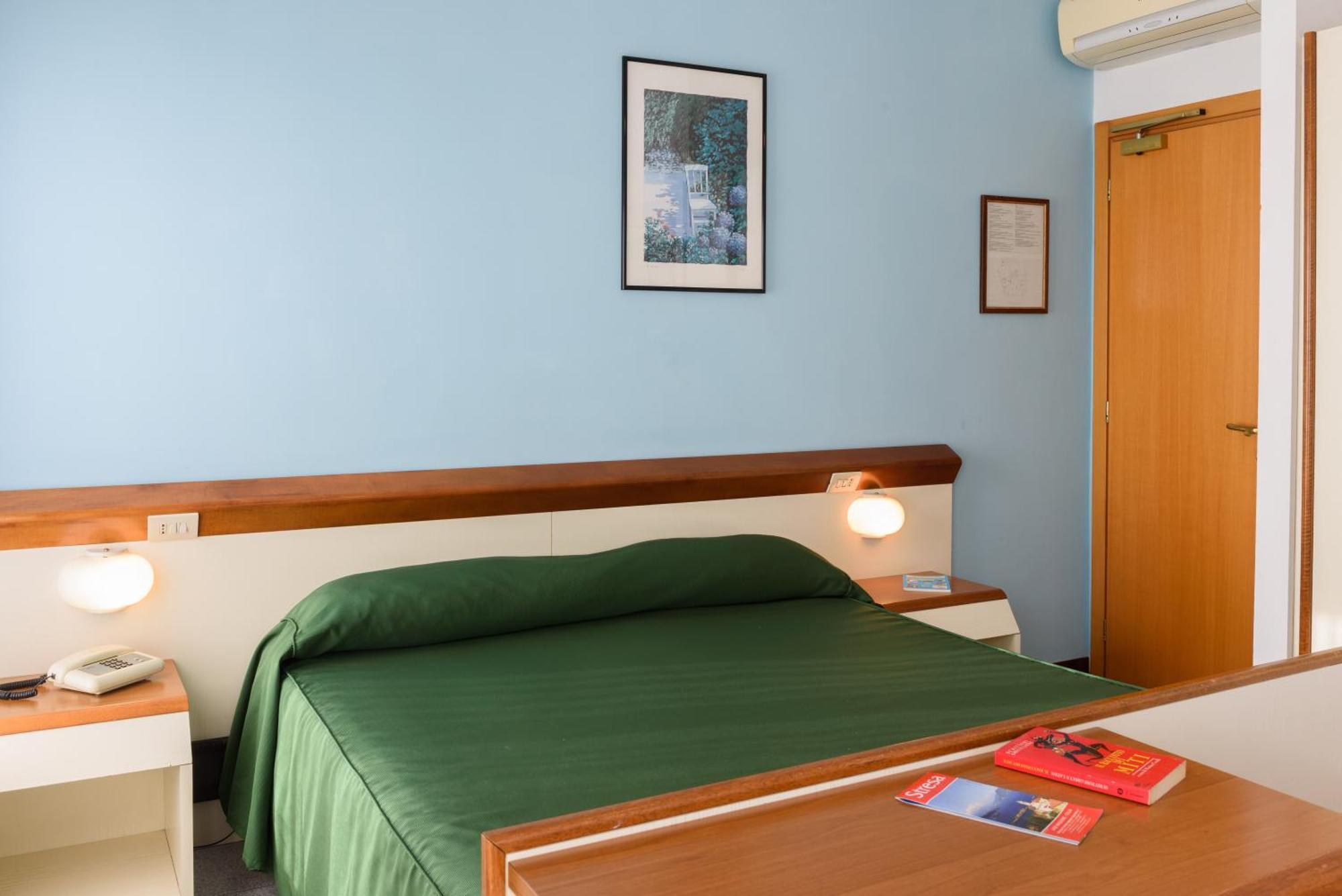 Double Room,1646332160:JPEG