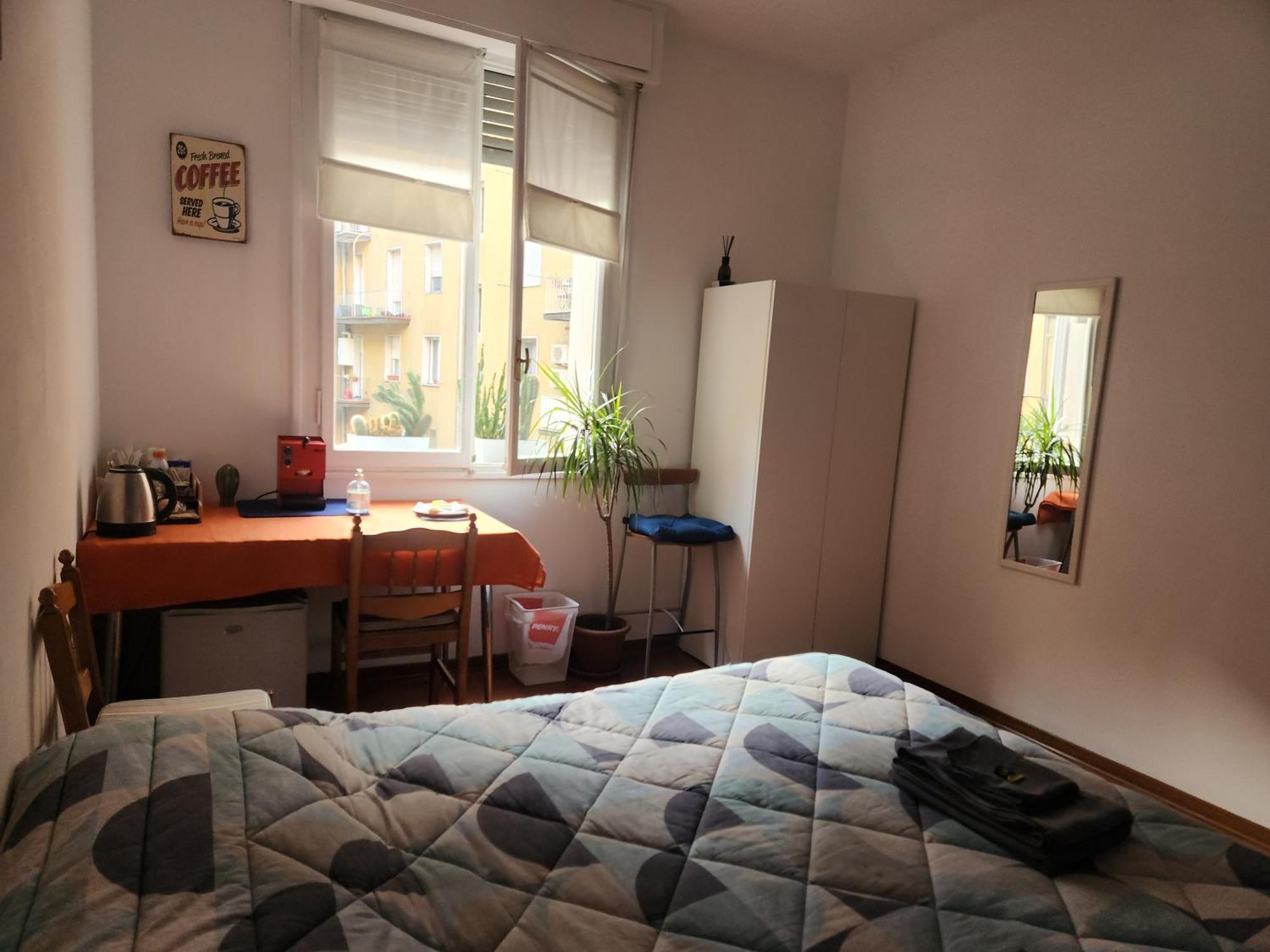 Pokój Dwuosobowy ze wspólną łazienką