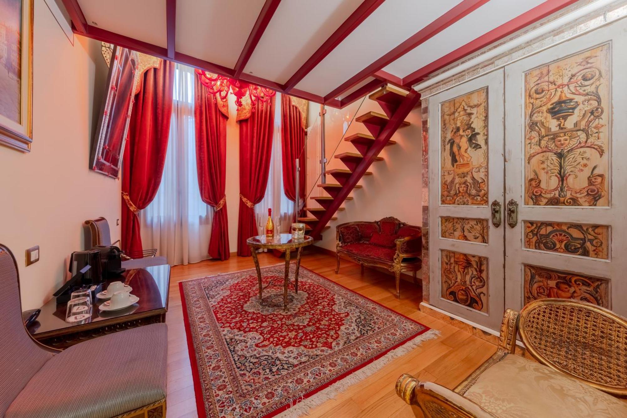 Deluxe Double or Twin Room