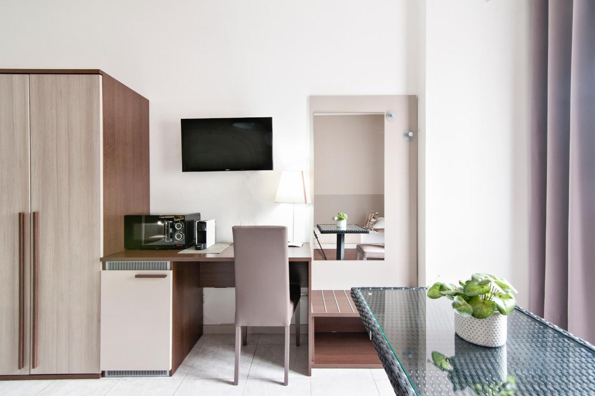 Deluxe Quadruple Room