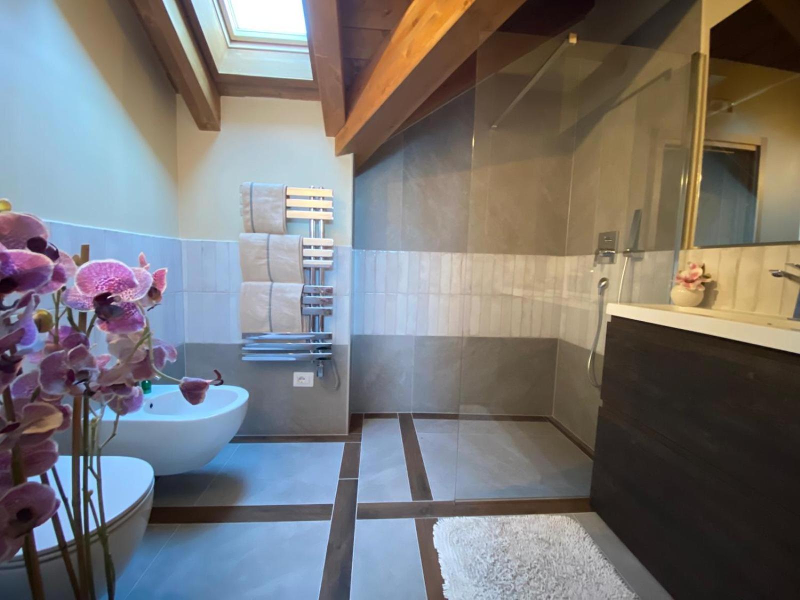 Apartament z 1 sypialnią, balkonem i widokiem na góry