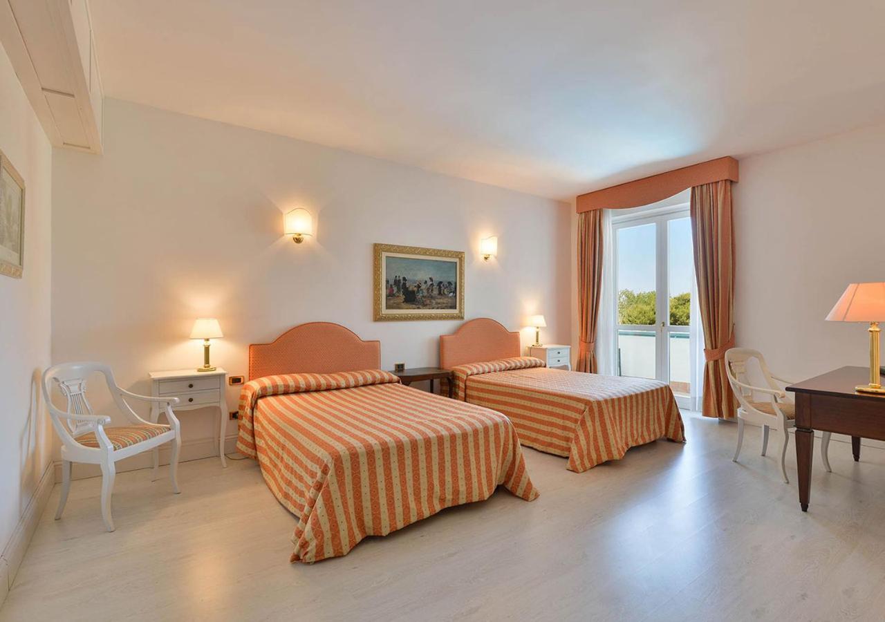 Superior Quadruple Room,1648254611:JPEG