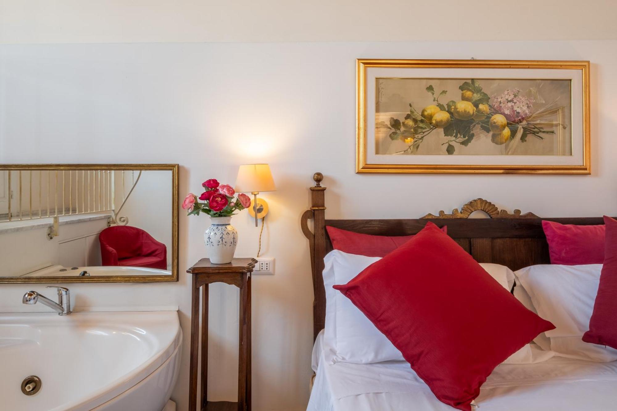 Suite Apartment,1649027415:JPEG