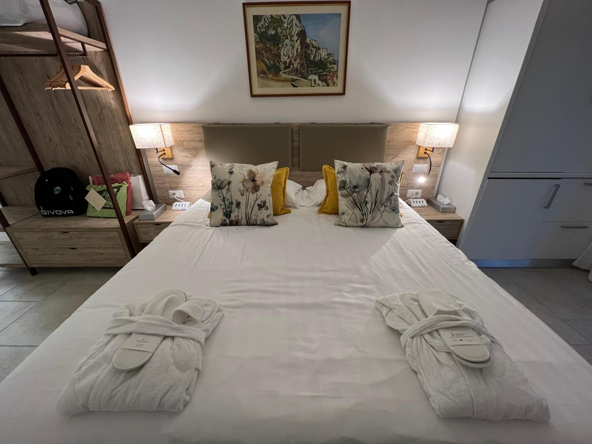 Junior Suite with Terrace,1651169723:JPEG