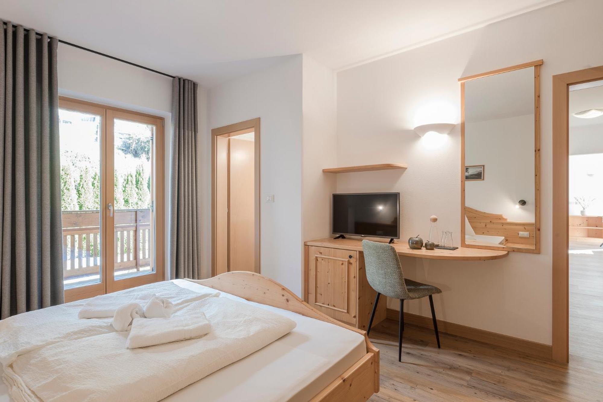 Single Room Balcony,1655278785:JPEG