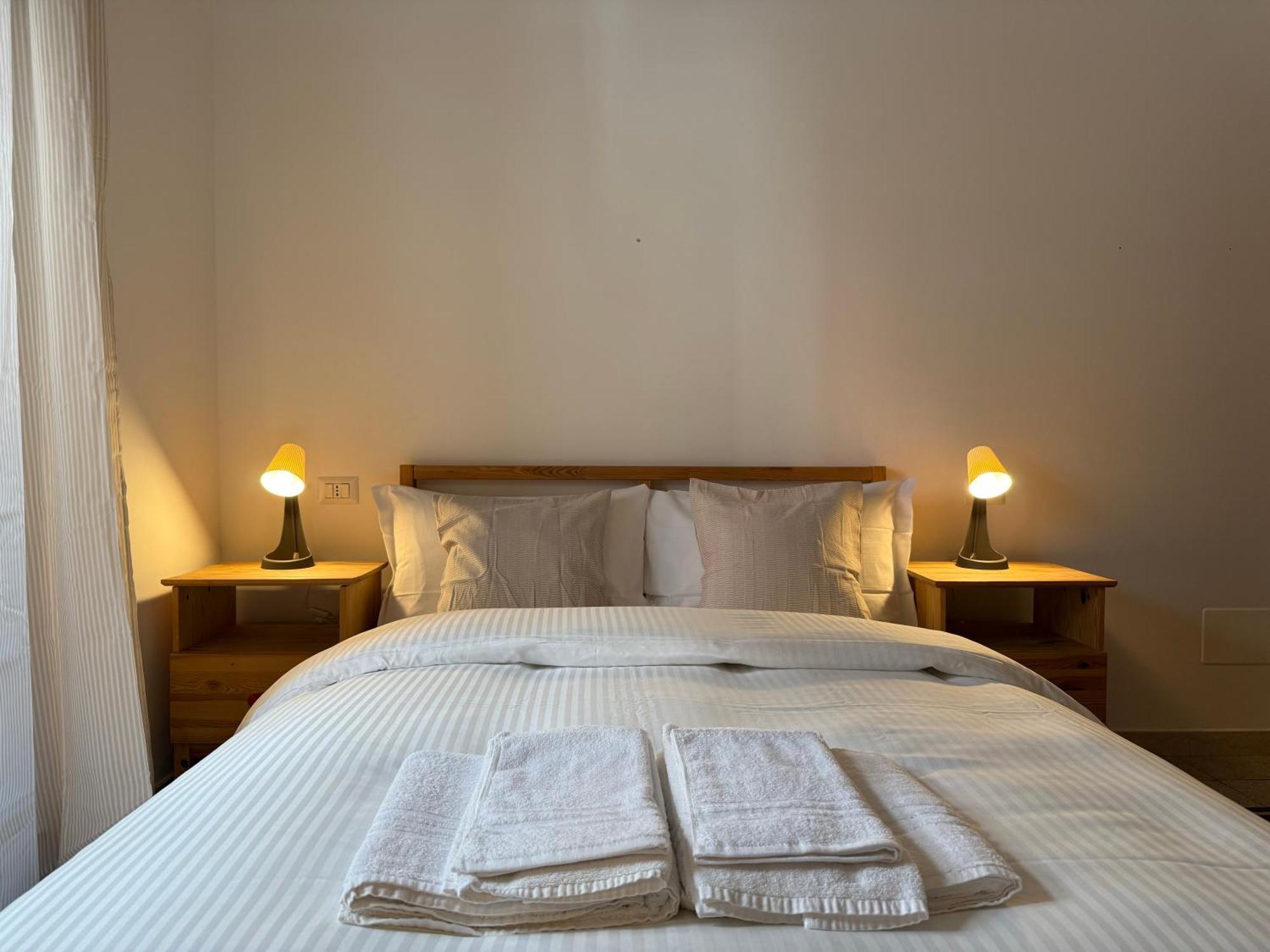 Double Room Private Bathroom