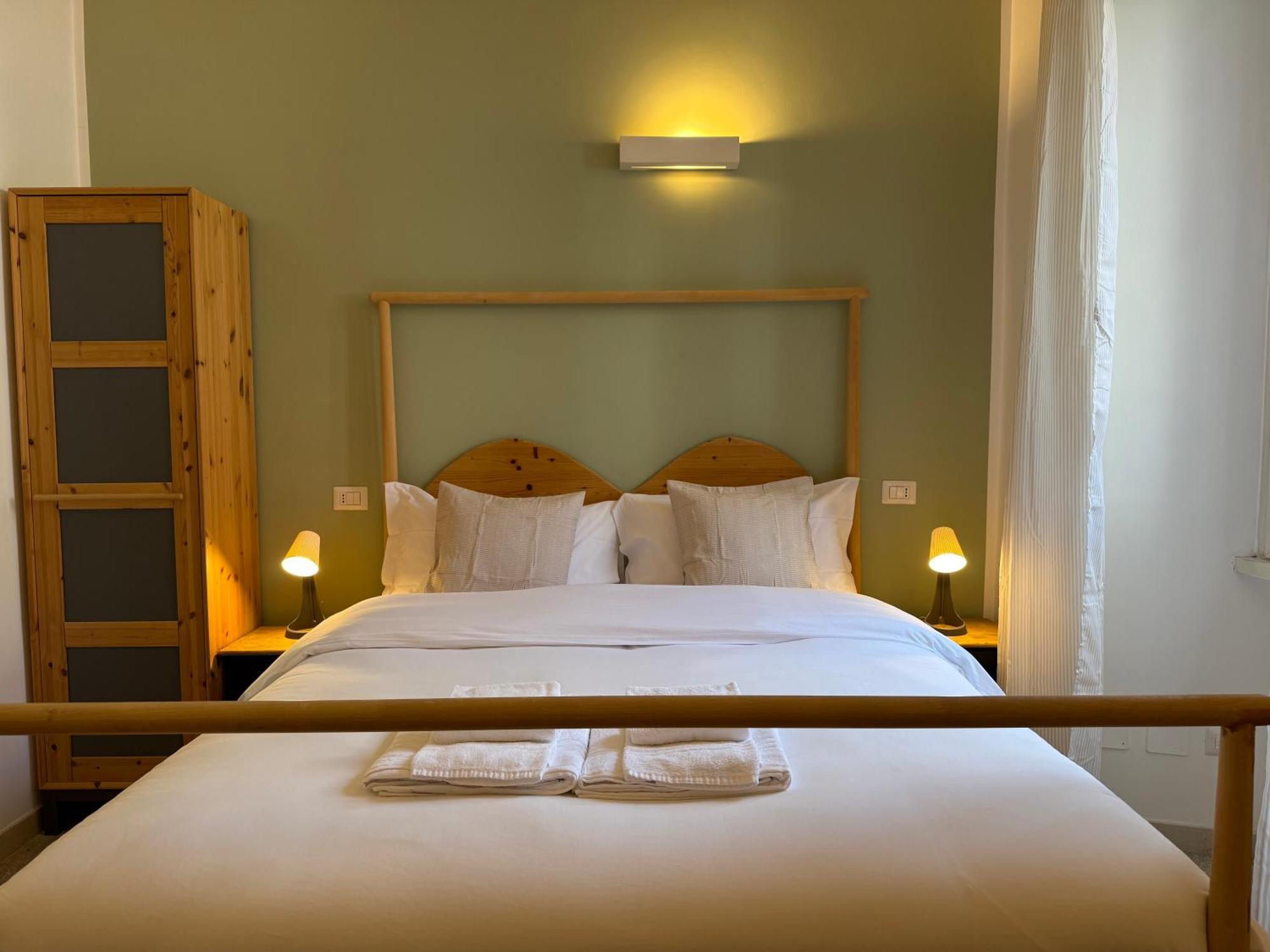 Double Room Private Bathroom