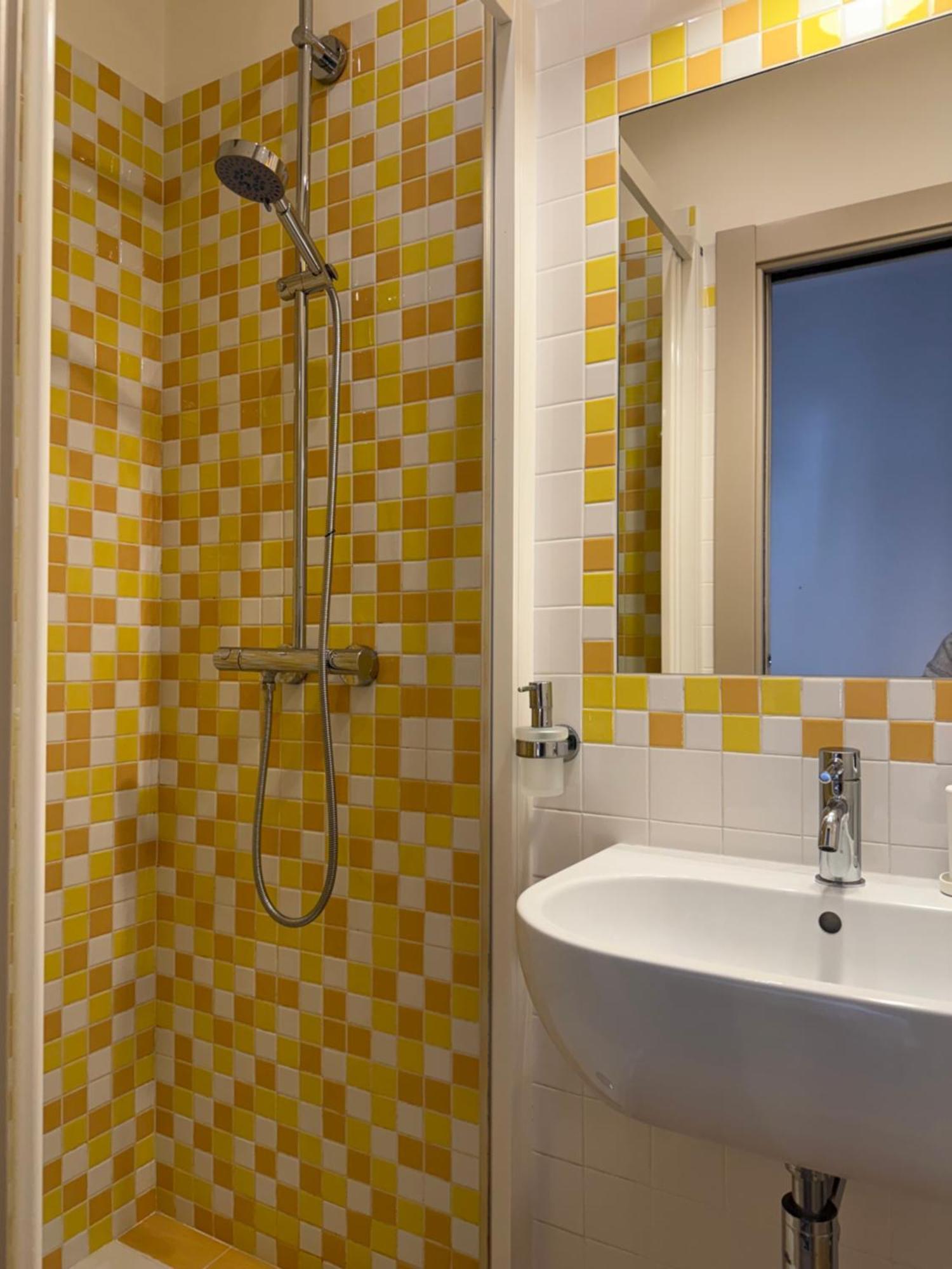 Double Room Private Bathroom