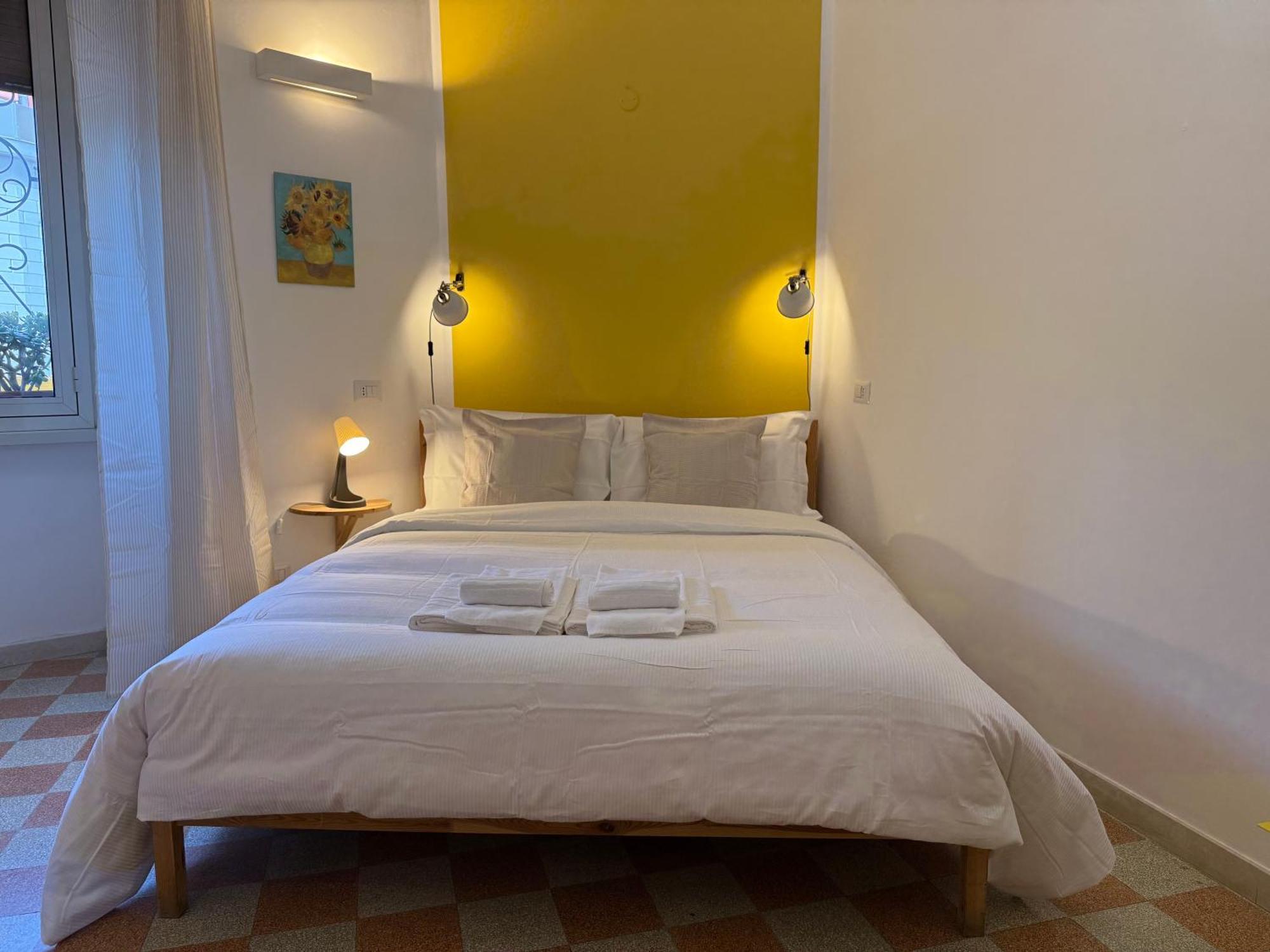Double Room Private Bathroom
