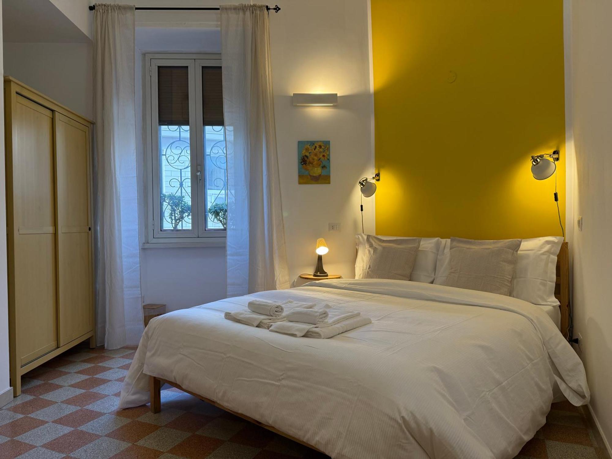 Double Room Private Bathroom